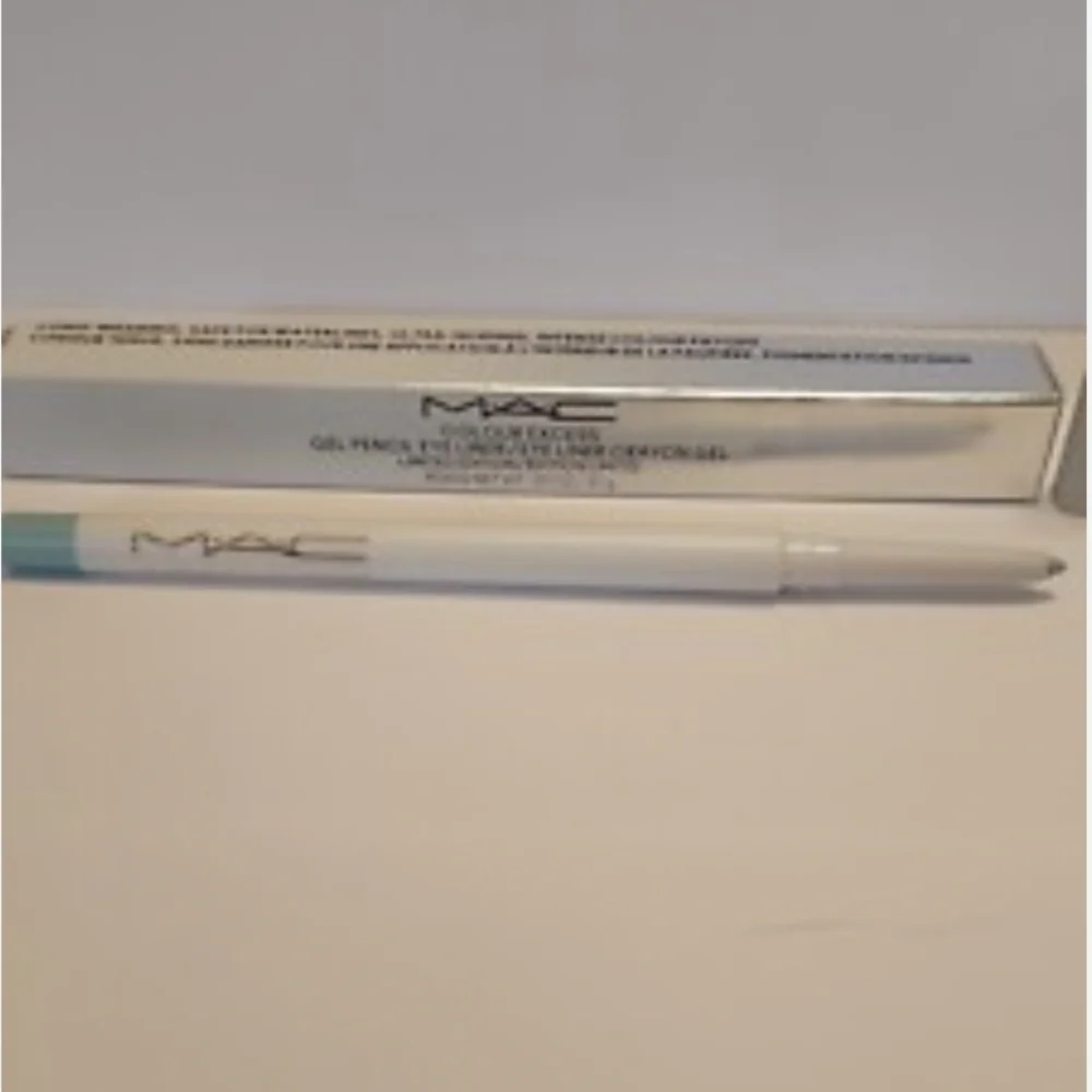 ❇️BLURRRING BLUE MAC Cosmetics DISCONTINUED Gel Pencil Eyeliner NWT